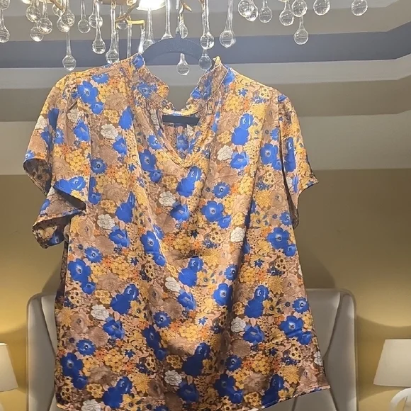 THML Floral Blouse - Blue and Yellow - Picture 4 of 11